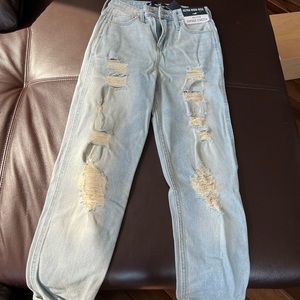 Hollister Women’s ultra high rise vintage stretch size 24